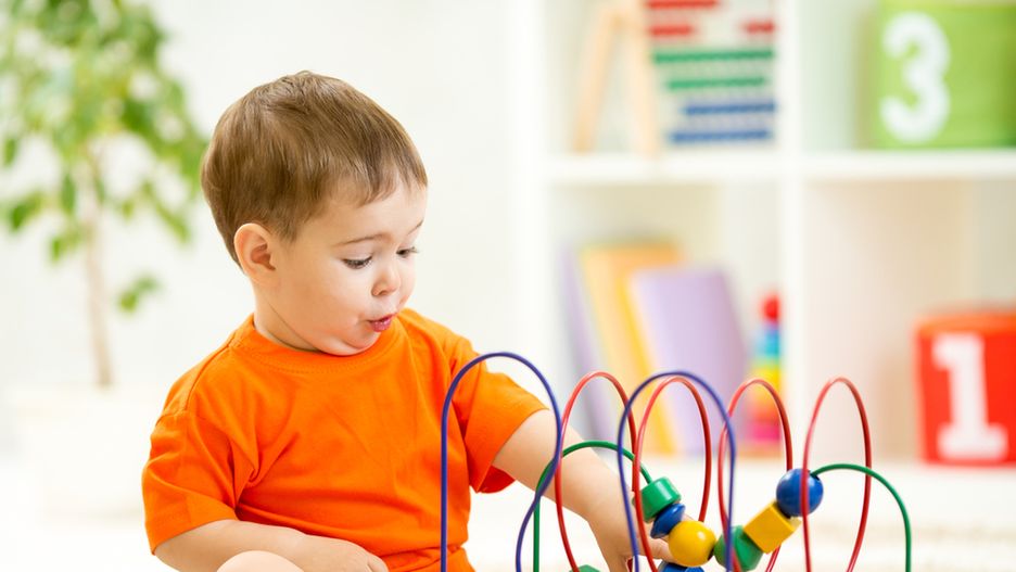 Bystry od pieluchy, czyli jak rozwijać mózg malucha?