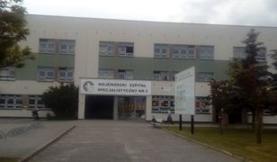 Śląskie. Pacjenci na lodzie. Szpital w Rybniku zawiesił działalność czterech oddziałów