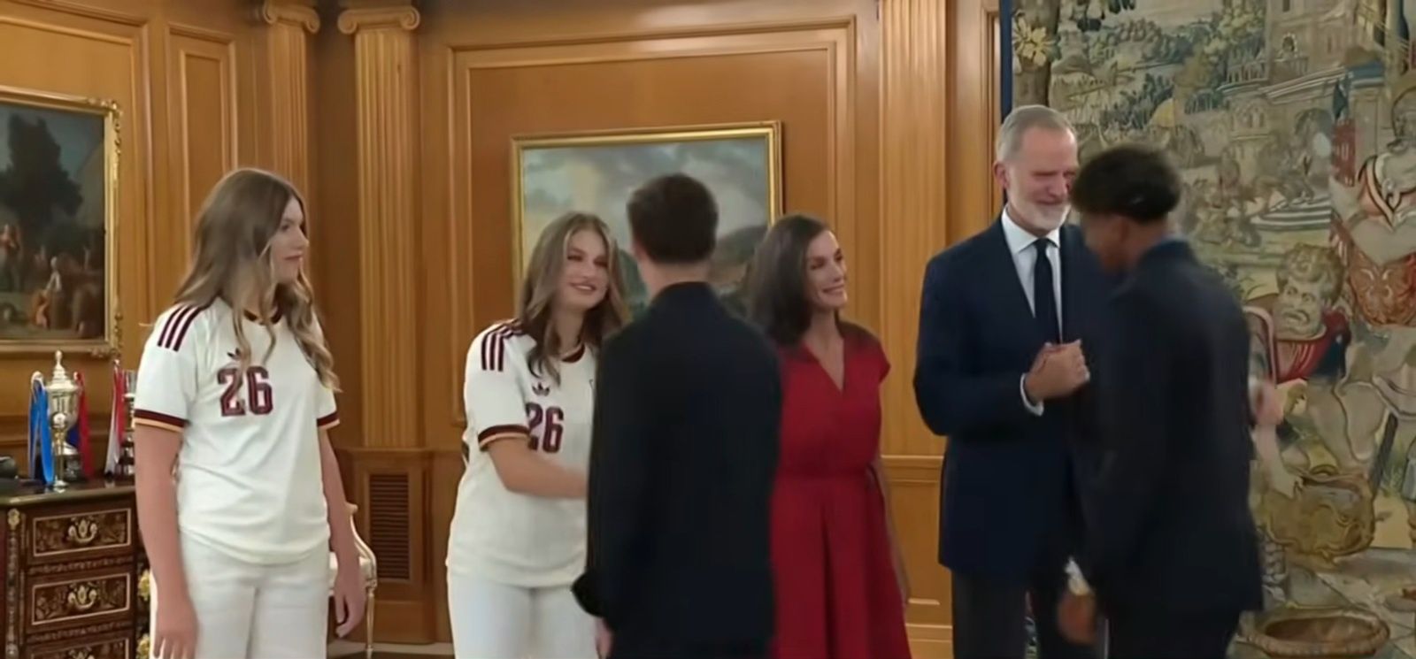 Spotkanie Gaviego i księżniczki Leonor