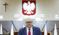 Nie rozgrywajmy politycznie krzyża [OPINIA]