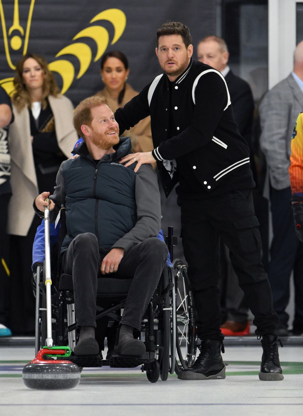 Meghan Markle i książę Harry na pokazie curlingu na wózkach inwalidzkich