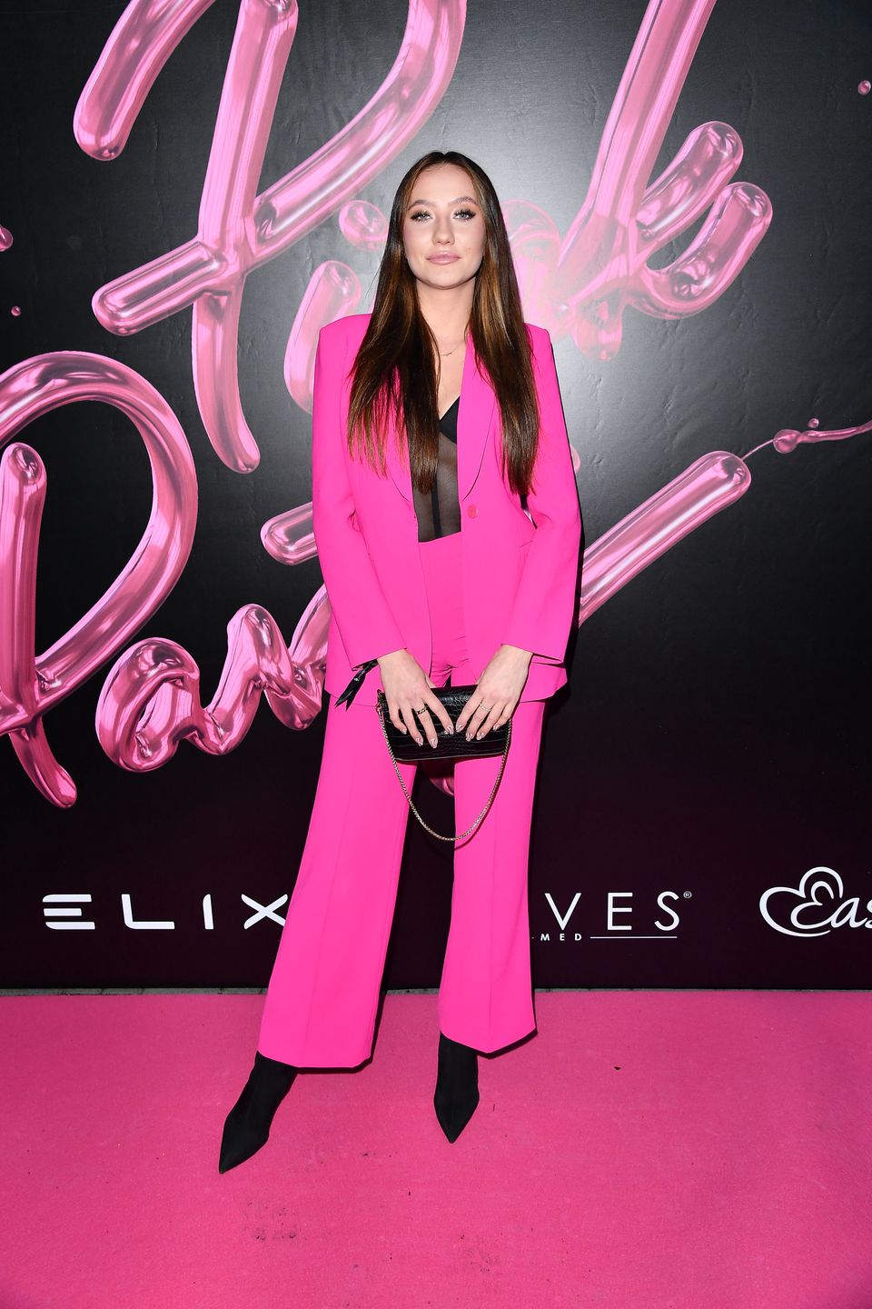 pink party pudelek
Niescior Klaudia 2023-04-20
KAPiF.pl