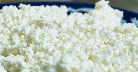 Ten ser to zbawienie dla twoich jelit. Zwalcza zły cholesterol i wspiera odporność