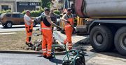 Nowe skrzyżowanie na Podzamczu w Wałbrzychu gotowe. Teraz montaż świateł i przenosiny przystanku. Czarne Centrum udostępniło parking