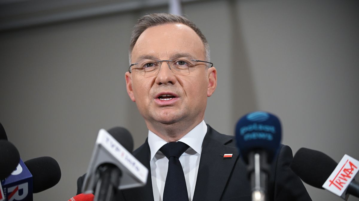 Yeraskh, Armenia, 27.11.2024. Prezydent RP Andrzej Duda podczas wypowiedzi dla mediów w Yeraskh, 27 bm. Polska para prezydencka przebywa z wizytą w Armenii. (aldg) PAP/Marcin Obara