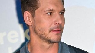 "Załamuję ręce". Mikołaj Roznerski reaguje na nagłówki o "dramatycznym wypadku"