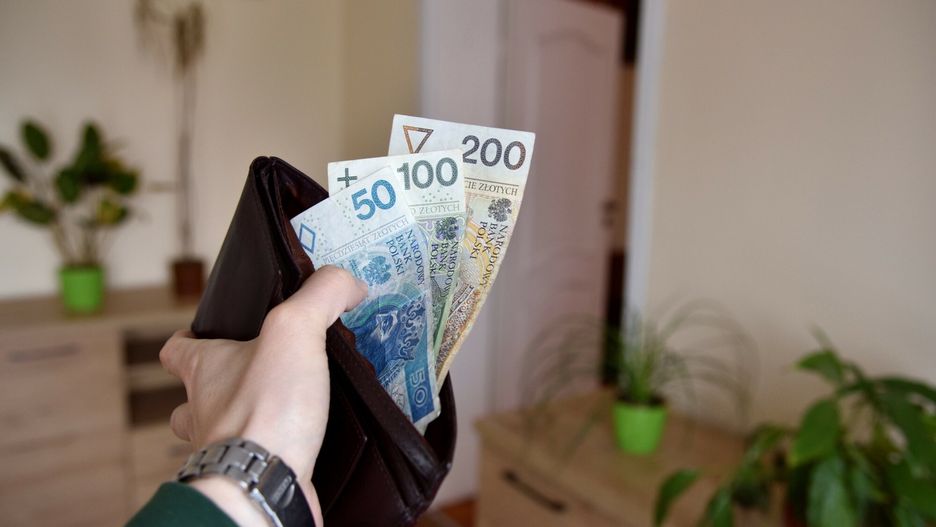 Banki zaczynają zbieranie wniosków o wakacje kredytowe