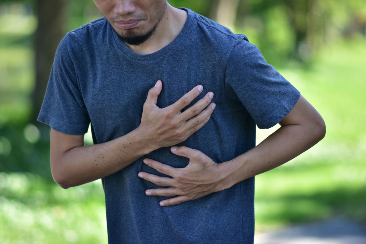 Dławica piersiowa (dusznica bolesna) – patogeneza, objawy, leczenie, diagnostyka