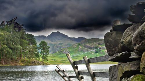 Co robić, kiedy zaskoczy nas burza? 1