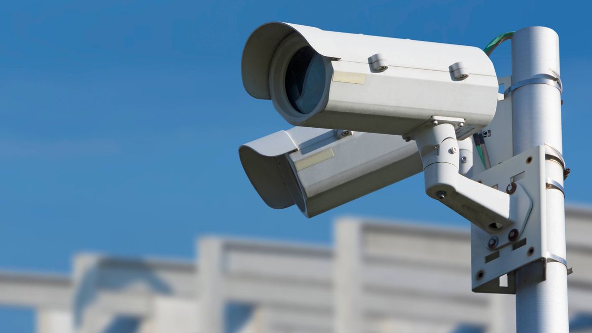 Prezes UODO wydał decyzję ws. kamery skierowanej na posesję sąsi