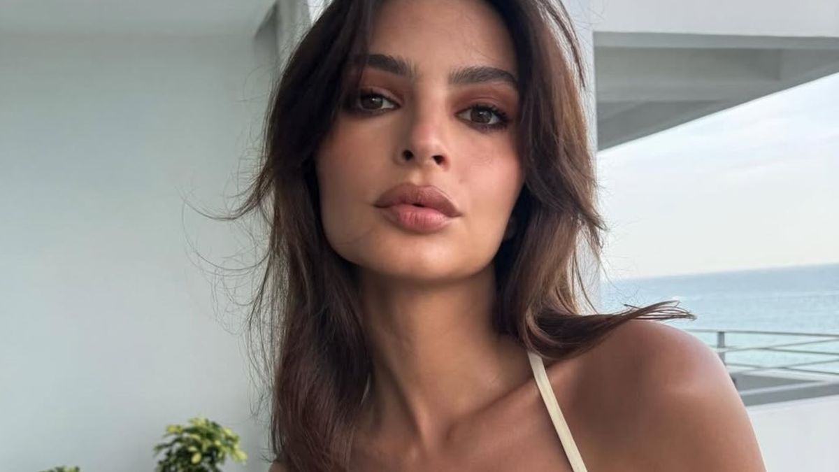 Emily Ratajkowski pokazała się w uroczym bikini 