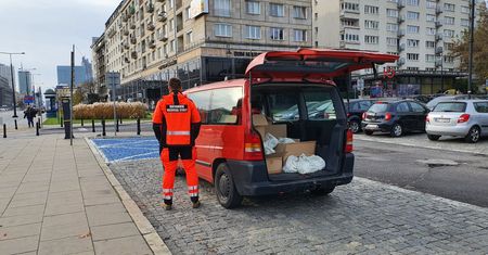 Strajk kobiet. Ratują na protestach po godzinach. "Poglądy odkładamy na bok"