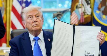 Bank: nie ma wątpliwości. Decyzje Trumpa podniosły ceny w USA