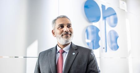 Zaraz coś się stanie. Decyzja OPEC+ zaważy na cenach ropy i paliw