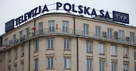 Skończyło się finansowe eldorado. TVP nie płaci już komentatorom.