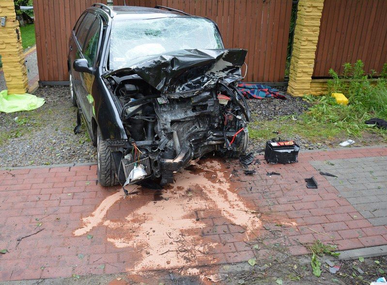 Tragiczny wypadek w Moderówce. 20-latek zginął na miejscu
