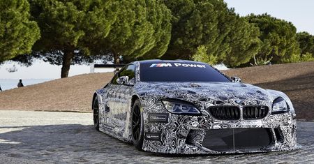 Nowe zdjęcia BMW M6 GT3 z testów w Hiszpanii i Portugalii