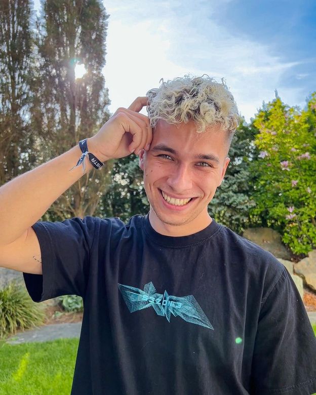 Friz dorobił się na YouTubie prawdziwej fortuny. Pokazał stan konta i wszyscy aż zaniemówili