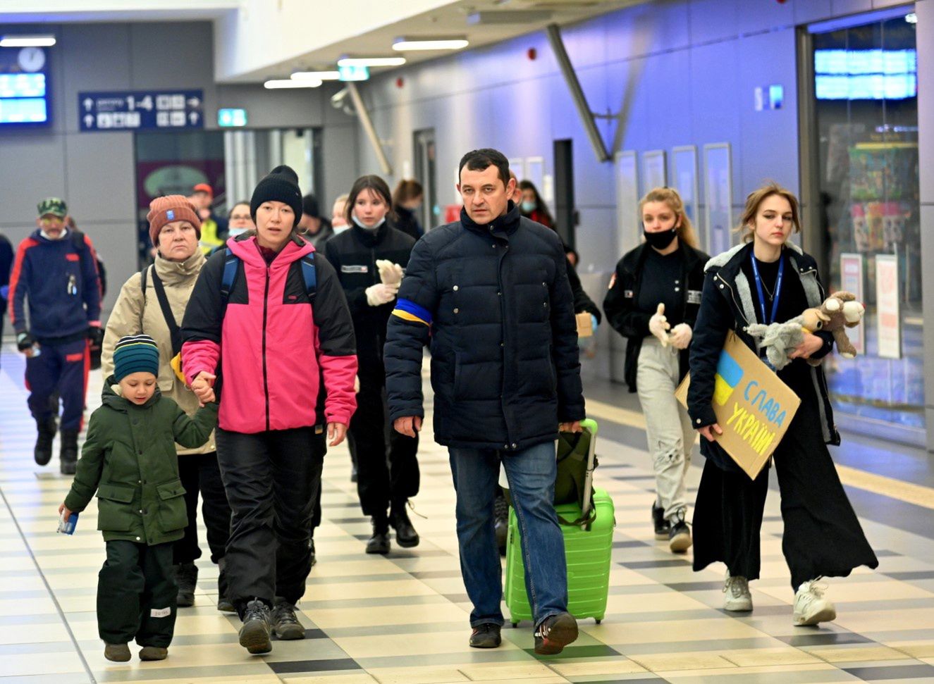 Polski rząd pomoże obywatelom Ukrainy. Zasiłki i świadczenia rodzinne dla uchodźców