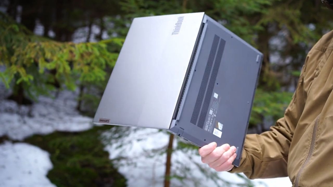 Tech Winter Challenge. Lenovo ThinkBook 15 4. generacji to definicja stylu, jakości i wydajności