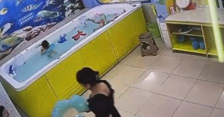 Tragedia w basenie. 4-latka utopiła się obok nieświadomych dorosłych