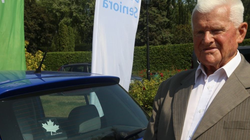 Auto oznaczone srebrnym listkiem i ambasador akcji "Srebrny Listek"