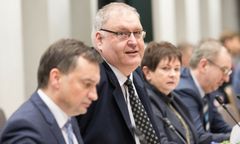 Hermes pod lupą. Śledczy badają trzy wątki