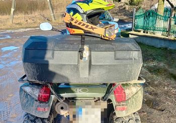 12-latek uciekał przed policją na quadzie. Teraz zajmie się nim sąd