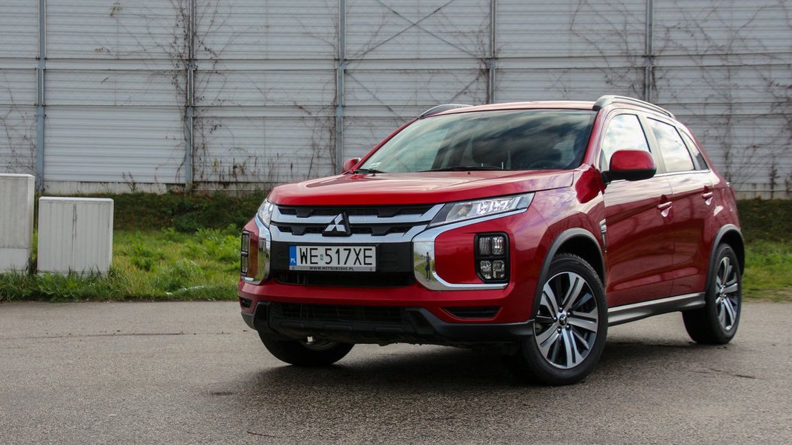 ASX to jeden z najprostszych i najsolidniejszych crossoverów dostępnych na polskim rynku.