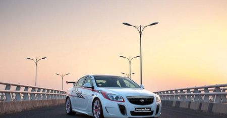 Koncepcyjny Irmscher Opel Insignia is3