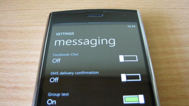 Testujemy Windows Phone 7.5 Mango cz.3 – FB Chat, wiadomości i Internet Explorer 1