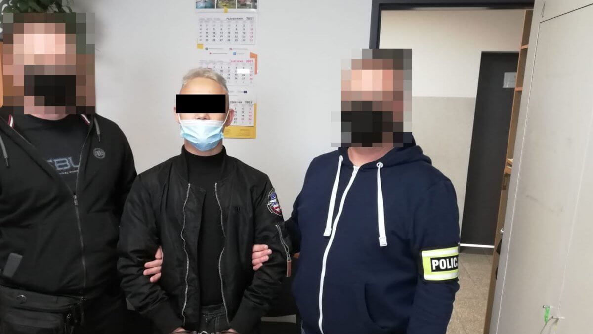 Fałszywy kurier odebrał od mieszkanki Lublina blisko 250 tys. zł