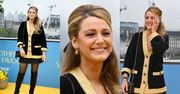 Obwieszona ciuszkami Chanel Blake Lively pozuje z przyklejonym uśmiechem na premierze