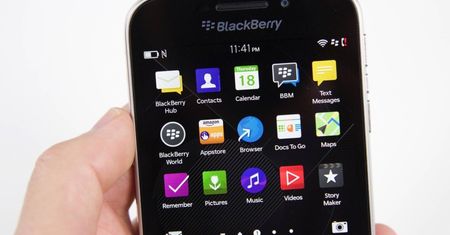 Nikt nie kupuje już smartfonów z BlackBerry OS