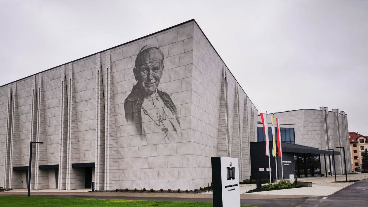 Kiedy będzie można zwiedzać Muzeum "Pamięć i Tożsamość" im. św. Jana Pawła II?