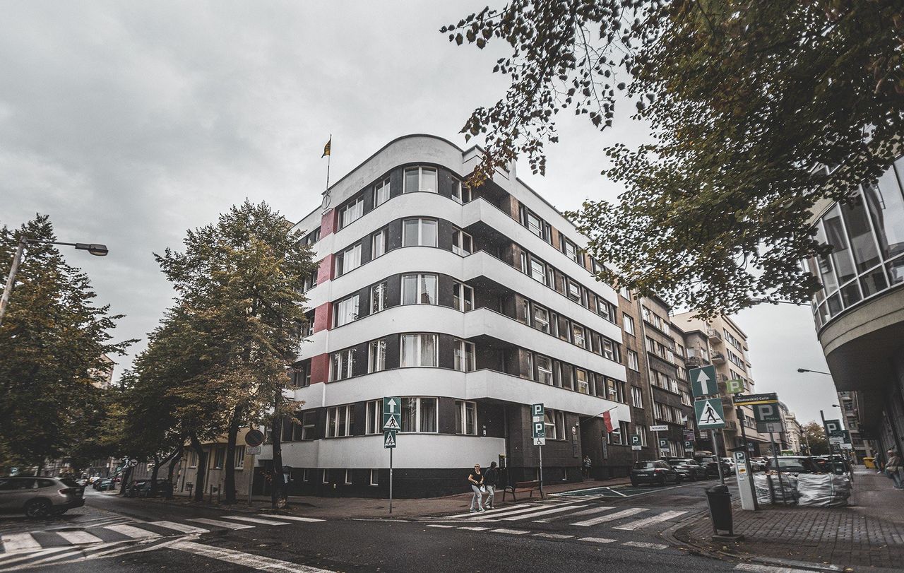 To najpiękniejsza modernistyczna kamienica w Katowicach. Dom Wędlikowskich jest wyjątkowym punktem na szlaku moderny. Zobaczcie sami