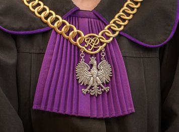 Przepracował prawie 40 lat na uczelni. Zwolnili go. Jest decyzja sądu
