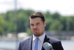 Zaskakujący pomysł PiS ws. hymnu. Poseł Porozumienia komentuje wprost