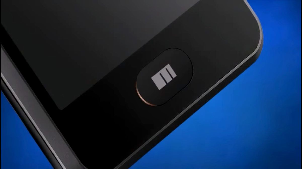 Historia prawdopodobnie pierwszego w historii klona iPhone'a. Jest starszy od Androida 1