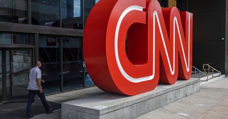 Telewizja CNN odcina się od korespondenta. Wychwalał Hitlera