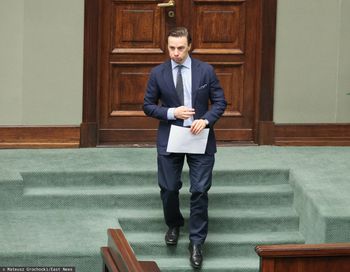 Konfederacja składa projekt ustawy. Chodzi o adopcję dzieci