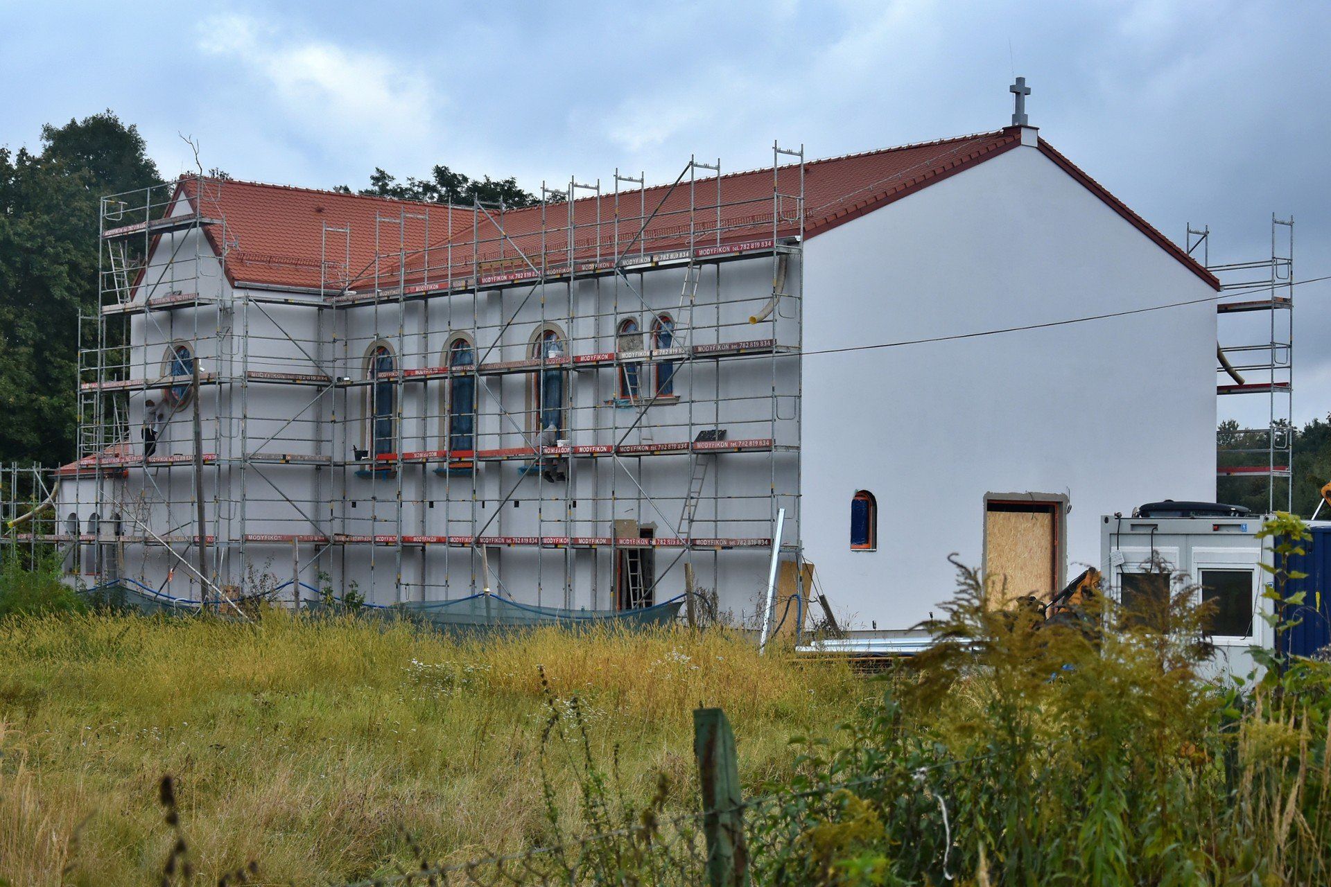Obecnie Bractwo Kapłańskie św. Piusa X liczy ponad 700 kapłanów i kilka tysięcy członków na całym świecie.
