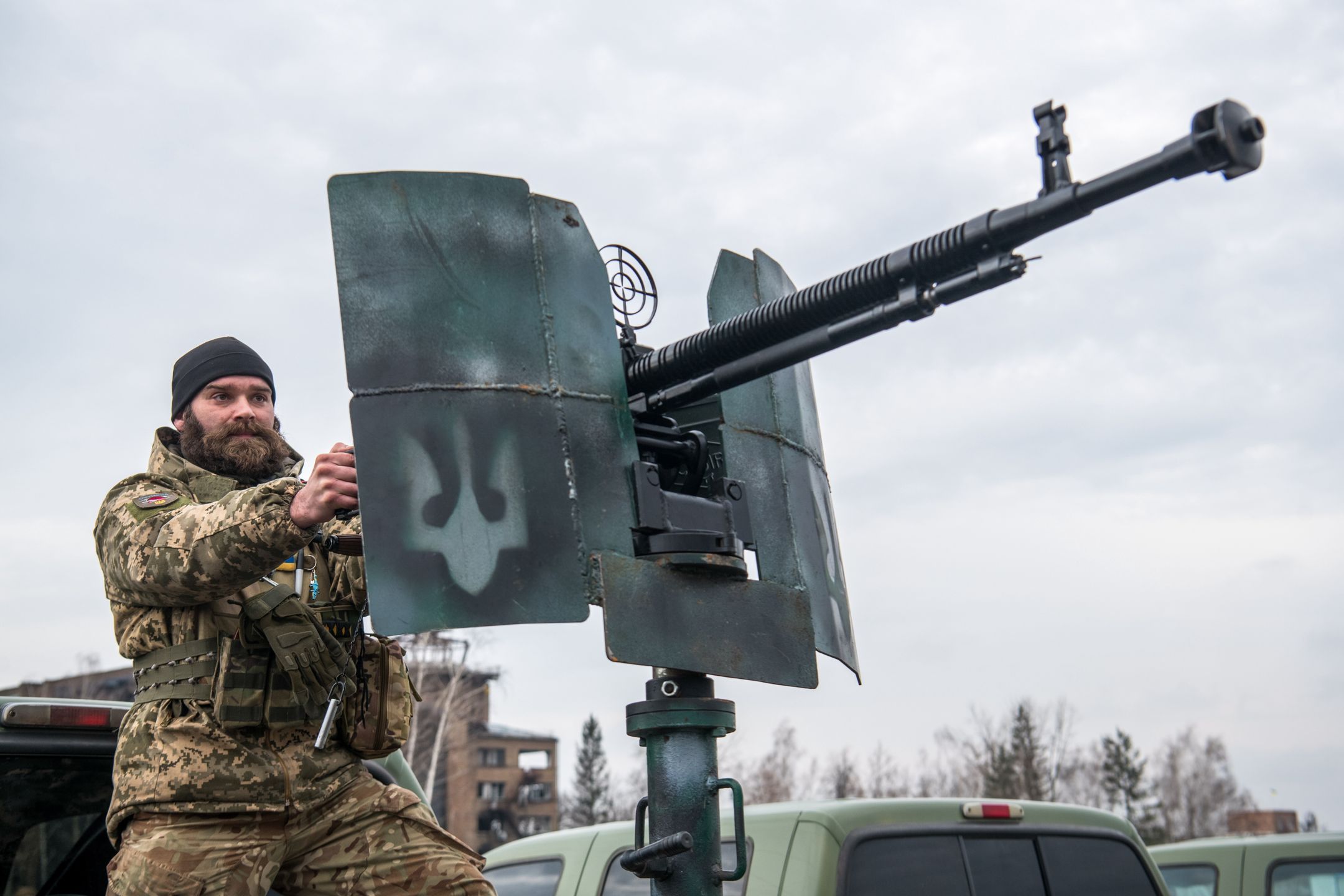 �o�nierz
Hostomel, Ukraina, 01.04.2023. �o�nierz jednostki obrony powietrznej Si� Zbrojnych Ukrainy, zwanej �owcami dron�w, podczas �wicze� wojskowych na lotnisku w Hostomelu, niedaleko Kijowa, 1 bm. Trwa inwazja Rosji na Ukrain�. (ad) PAP/Vladyslav Musiienko
Vladyslav Musiienko
An-225 Mrija, inwazja, konflikt zbrojny, lotnisko, samolot, wojna, zniszczony