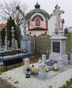 Najpierw dach, potem krzyż. Sprawcy grozi 5 lat więzienia