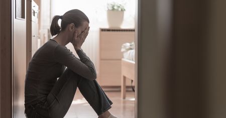 Żenujące zachowania po rozstaniach. "Biżuteria przyda się mojej nowej dziewczynie"