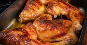 Udka z kurczaka w banalnej marynacie. Mięso zyska 2x więcej smaku