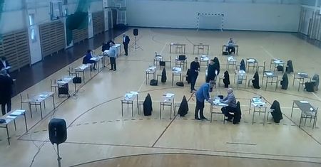 Radna powołała się na męża-policjanta. "Tylko pouczenie, a miałam 170" [VIDEO]