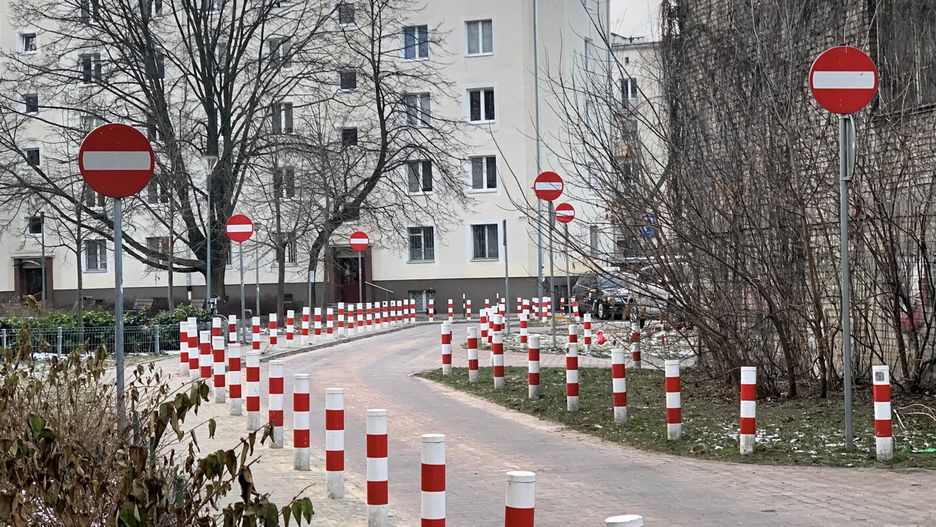 Słupkoza batem na kierowców 