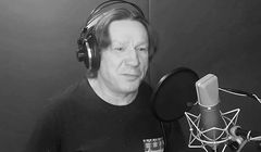 Zmarł aktor Marcin Kudełka. Był głosem Johnny’ego Bravo