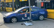 Wypadek w Warszawie. Wjechał pod tramwaj